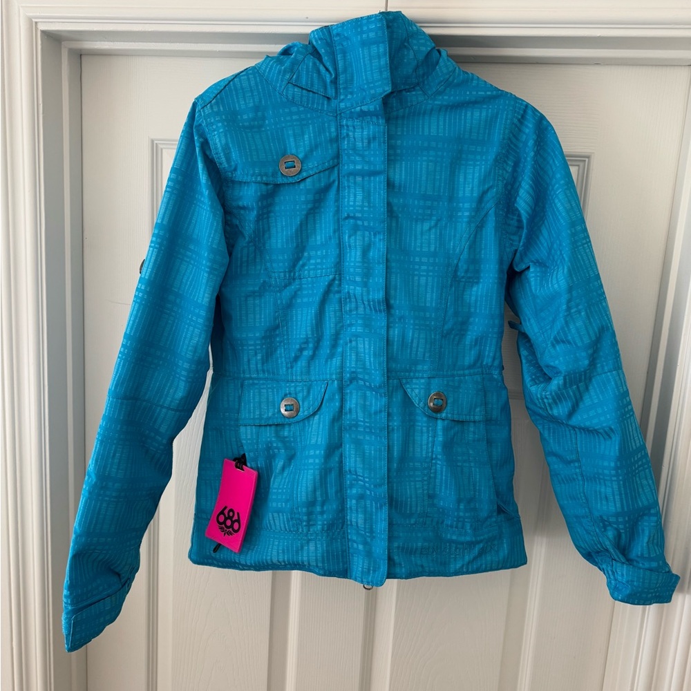 686 Blue Ski Snow Jacket with Hood and Water-Resistant Fabric